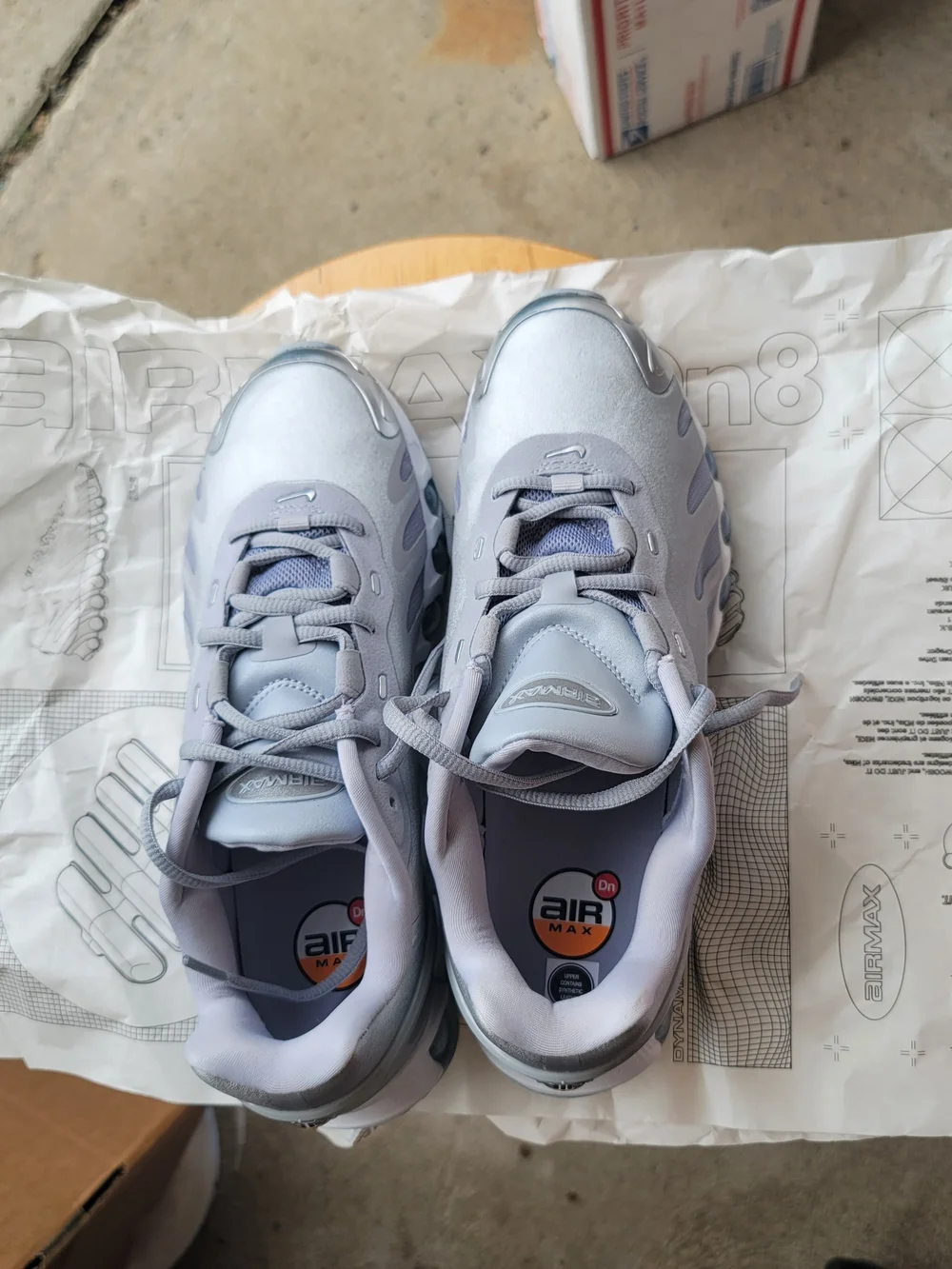 NWOT Nike AirMax Dn8 Gray Metallic Runner Sneakers. 8.5 Womens. 7 Mens. Boxed